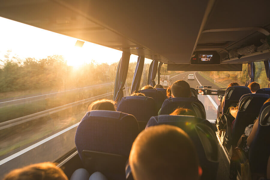 School Field Trip Bus Rentals in Cambridge